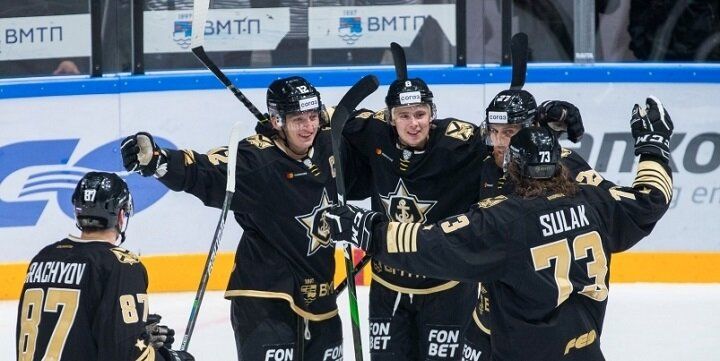 Адмирал — Динамо Минск. Прогноз на матч Sochi Hockey Open (7 августа 2022 года) Адмирал — Динамо Минск. Прогноз на матч Sochi Hockey Open (7 августа 2022 года)