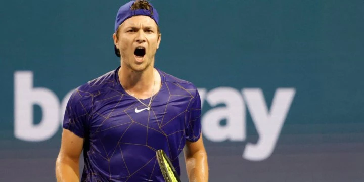 Кечманович — Ван Де Зандшульп. Прогноз на матч ATP Монреаль (10 августа 2022 года) Кечманович — Ван Де Зандшульп. Прогноз на матч ATP Монреаль (10 августа 2022 года)