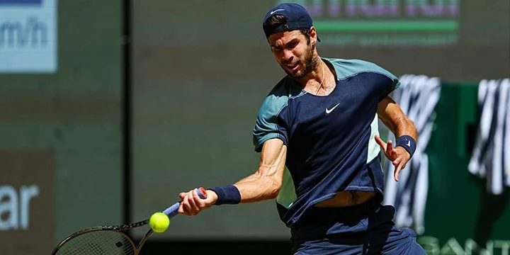 Карен Хачанов — Себастьян Корда. Прогноз на матч ATP Цинциннати (15 августа 2022 года)
Карен Хачанов — Себастьян Корда. Прогноз на матч ATP Цинциннати (15 августа 2022 года)