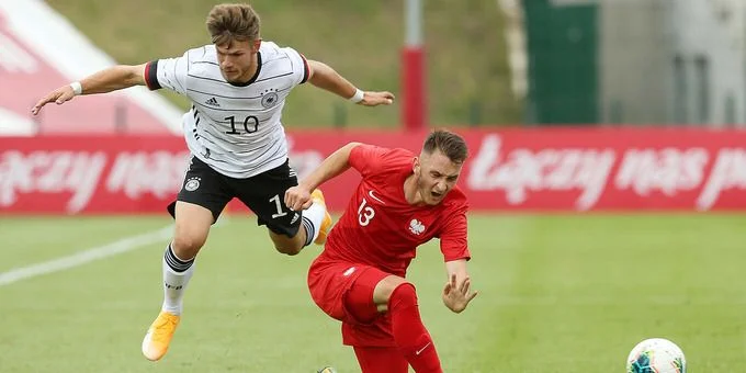 Германия U19 — Армения U19. Прогноз на матч квалификации Чемпионата Европы до 19 лет (21 сентября 2022 года) Германия U19 — Армения U19. Прогноз на матч квалификации Чемпионата Европы до 19 лет (21 сентября 2022 года)