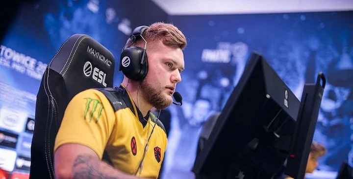 Team Liquid - Movistar Riders Team Liquid - Movistar Riders