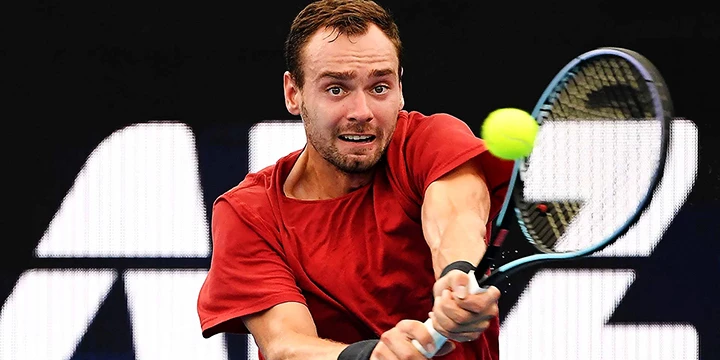 Роман Сафиуллин — Томас Этчеверри. Прогноз на матч ATP Тель-Авив (28 сентября 2022 года)
Роман Сафиуллин — Томас Этчеверри. Прогноз на матч ATP Тель-Авив (28 сентября 2022 года)