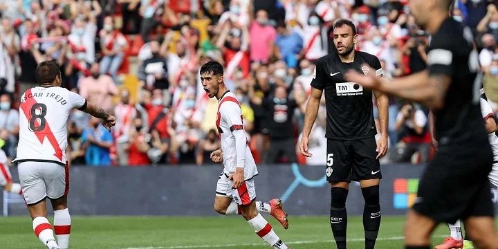 Райо Вальекано - Эльче Райо Вальекано - Эльче