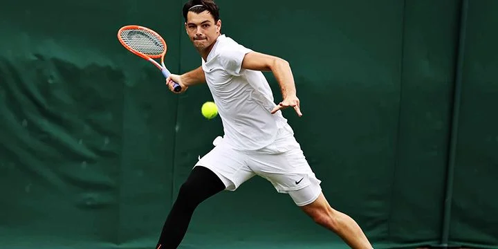 Тейлор Фриц — Денис Шаповалов. Прогноз на матч ATP Токио (8 октября 2022 года)
Тейлор Фриц — Денис Шаповалов. Прогноз на матч ATP Токио (8 октября 2022 года)