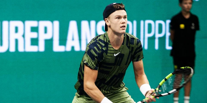 Хольгер Руне — Кэмерон Норри. Прогноз на матч ATP Стокгольм (21 октября 2022 года)
Хольгер Руне — Кэмерон Норри. Прогноз на матч ATP Стокгольм (21 октября 2022 года)