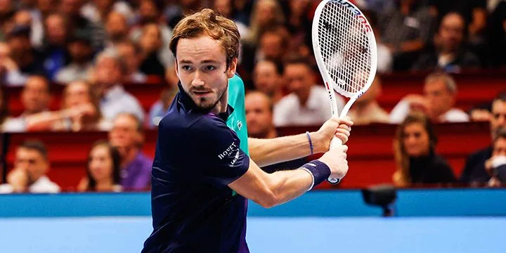 Даниил Медведев — Янник Синнер. Прогноз на матч ATP Вена (28 октября 2022 года)
Даниил Медведев — Янник Синнер. Прогноз на матч ATP Вена (28 октября 2022 года)