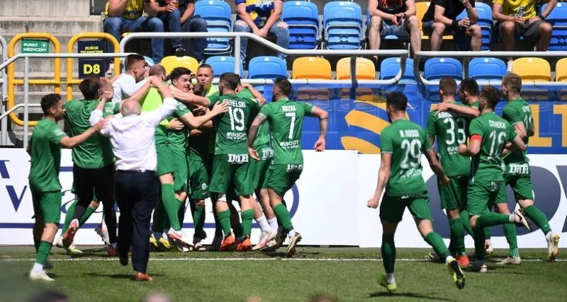 Радомяк Радом — Варта. Прогноз (кф. 2.05) на матч чемпионата Польши (31 октября 2022 года) Радомяк Радом — Варта. Прогноз (кф. 2.05) на матч чемпионата Польши (31 октября 2022 года)