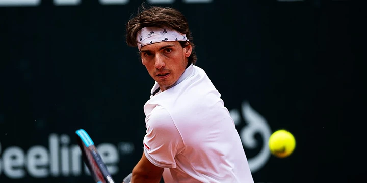 Карен Хачанов — Марк-Андреа Хюслер. Прогноз на матч ATP Париж (1 ноября 2022 года)
Карен Хачанов — Марк-Андреа Хюслер. Прогноз на матч ATP Париж (1 ноября 2022 года)