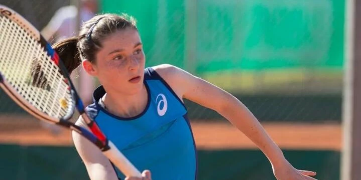 Кароль Монне – Эльза Жакмо. Прогноз на матч ITF Дубай (10 декабря 2022 года)