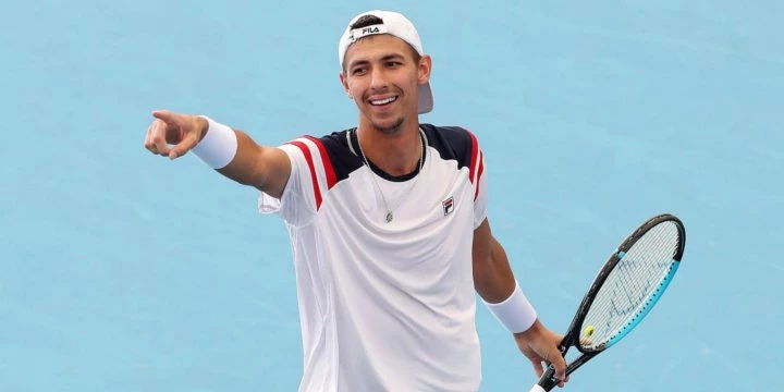 Хирон — Попырин. Прогноз на матч ATP Аделаида (4 января 2023 года) Хирон — Попырин. Прогноз на матч ATP Аделаида (4 января 2023 года)