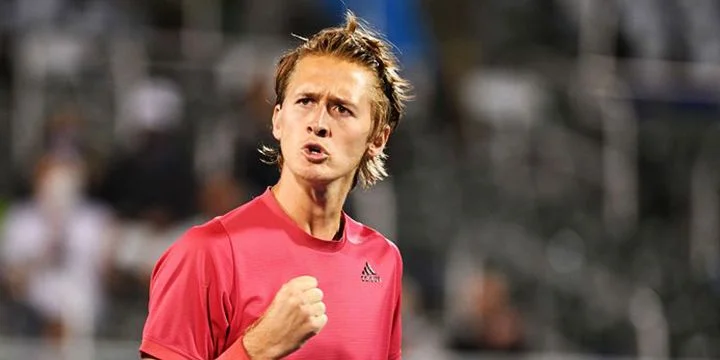 Янник Синнер — Себастьян Корда. Прогноз на матч ATP Аделаида (6 января 2023 года)
Янник Синнер — Себастьян Корда. Прогноз на матч ATP Аделаида (6 января 2023 года)