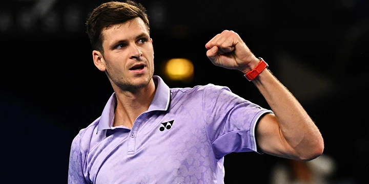 Хуберт Гуркач — Бенджамин Бонзи. Прогноз на матч ATP Марсель (26 февраля 2023 года)
Хуберт Гуркач — Бенджамин Бонзи. Прогноз на матч ATP Марсель (26 февраля 2023 года)