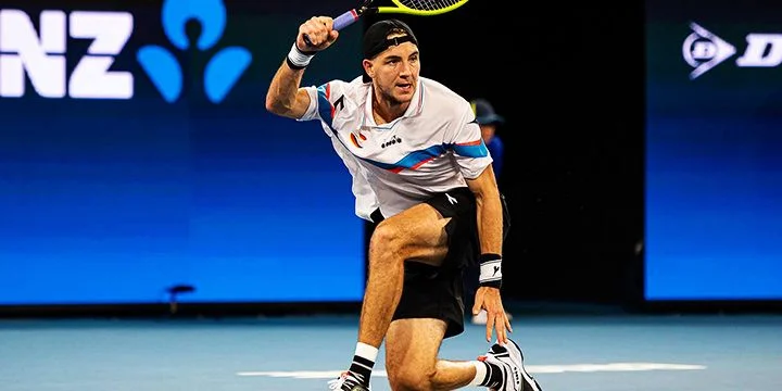 Уго Гастон — Ян-Леннард Штруфф. Прогноз на матч ATP Марракеш (3 апреля 2023 года)
Уго Гастон — Ян-Леннард Штруфф. Прогноз на матч ATP Марракеш (3 апреля 2023 года)
