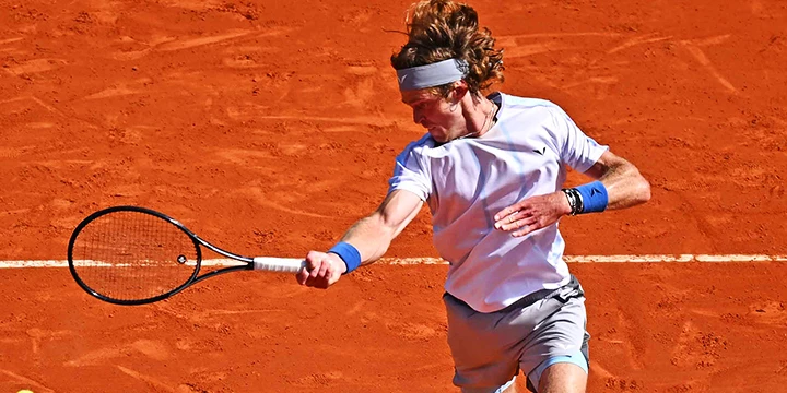 Андрей Рублев — Тейлор Фриц. Прогноз на матч ATP Монте-Карло (15 апреля 2023 года)
Андрей Рублев — Тейлор Фриц. Прогноз на матч ATP Монте-Карло (15 апреля 2023 года)