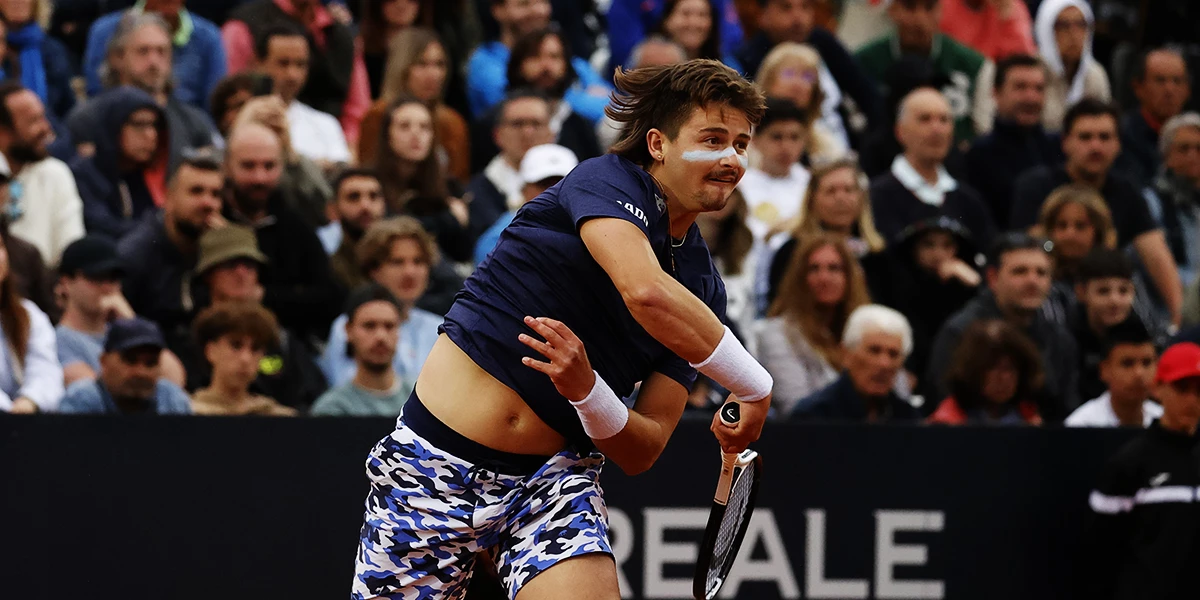 Вольф — Шелтон. Прогноз и ставки на матч ATP Лондон (19 июня 2023 года)
Вольф — Шелтон. Прогноз и ставки на матч ATP Лондон (19 июня 2023 года)