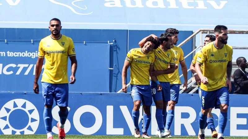 Эштрела - Эшторил Эштрела - Эшторил