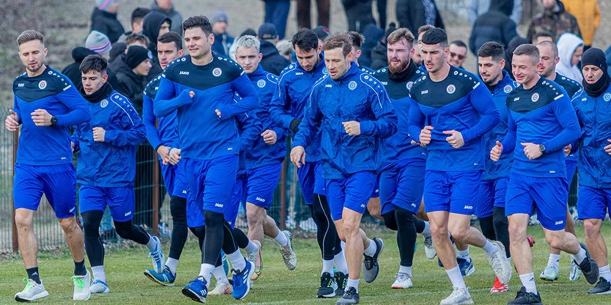 Оцелул — Волунтари. Прогноз (кф. 2.70) и ставки на матч чемпионата Румынии (25 августа 2023 года)
Оцелул — Волунтари. Прогноз (кф. 2.70) и ставки на матч чемпионата Румынии (25 августа 2023 года)