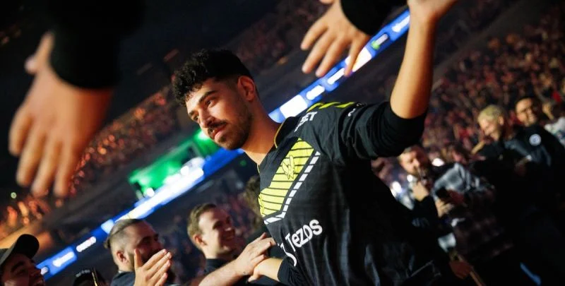 Team Vitality - Movistar Riders Team Vitality - Movistar Riders