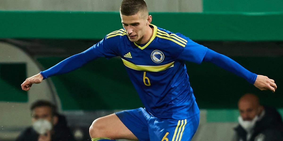 Босния и Герцеговина U21 — Словения U21. Прогноз и ставки на матч Чемпионата Европы до 21 года (7 сентября 2023 года)
Босния и Герцеговина U21 — Словения U21. Прогноз и ставки на матч Чемпионата Европы до 21 года (7 сентября 2023 года)