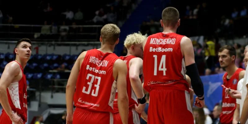 Руна Баскет — МБА. Прогноз и ставки на матч Единой лиги ВТБ (23 декабря 2023 года) Руна Баскет — МБА. Прогноз и ставки на матч Единой лиги ВТБ (23 декабря 2023 года)