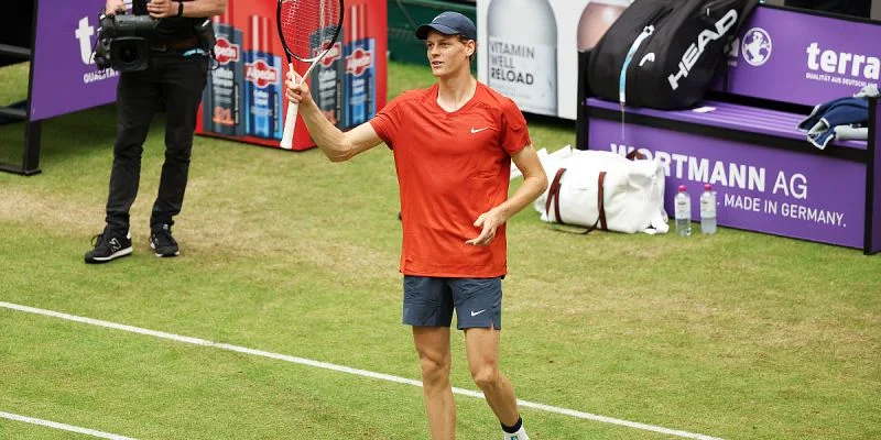 Синнер — Штруфф. Прогноз и ставки на матч ATP Халле (21 июня 2024 года)
Синнер — Штруфф. Прогноз и ставки на матч ATP Халле (21 июня 2024 года)