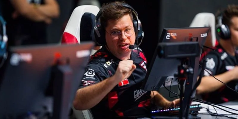 FaZe Clan — NIP. Прогноз и ставки на матч CS2 (2 августа 2024 года) FaZe Clan — NIP. Прогноз и ставки на матч CS2 (2 августа 2024 года)