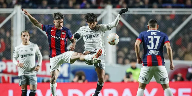 Атлетико Минейро - Сан-Лоренсо Атлетико Минейро - Сан-Лоренсо