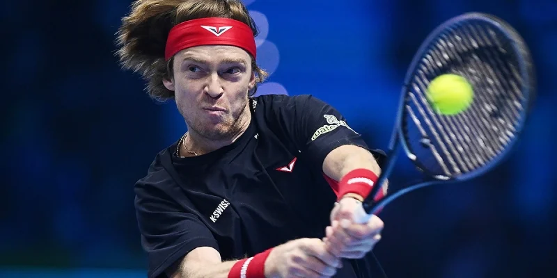 Рублев — Монфис. Прогноз и ставки на матч Ultimate Tennis Showdown (6 декабря 2024 года)
Рублев — Монфис. Прогноз и ставки на матч Ultimate Tennis Showdown (6 декабря 2024 года)