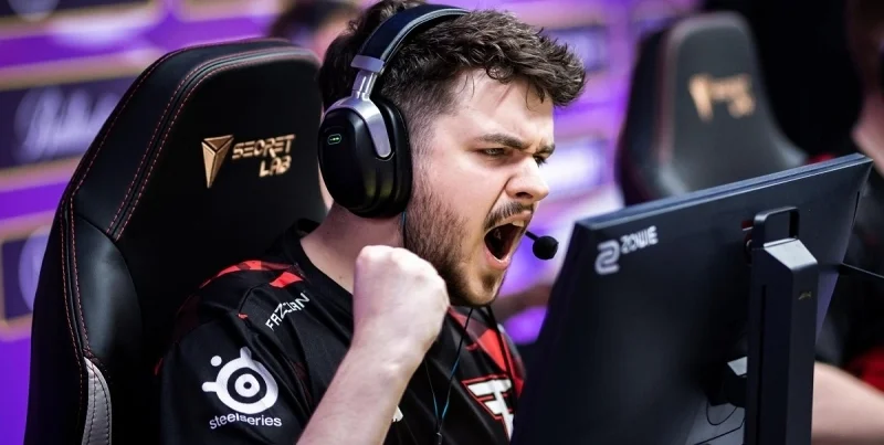FaZe — Astrallis: прогноз (кф. 2.02) и ставки на матч PGL Bucharest 2025 (6 апреля 2025 года) FaZe — Astrallis: прогноз (кф. 2.02) и ставки на матч PGL Bucharest 2025 (6 апреля 2025 года)