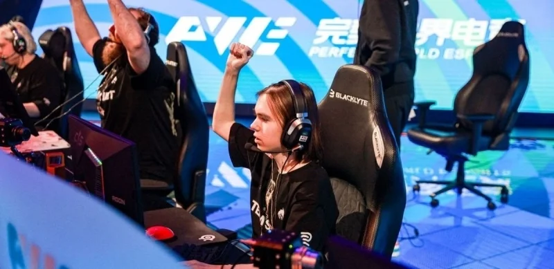 Spirit — FlyQuest: прогноз и ставки на матч BLAST Rivals (30 апреля 2025 года) Spirit — FlyQuest: прогноз и ставки на матч BLAST Rivals (30 апреля 2025 года)