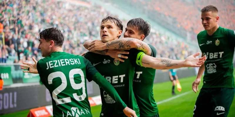 Гурник – Шленск: прогноз и ставки на матч чемпионата Польши (9 мая 2025 года) от ВПС Гурник – Шленск: прогноз и ставки на матч чемпионата Польши (9 мая 2025 года) от ВПС