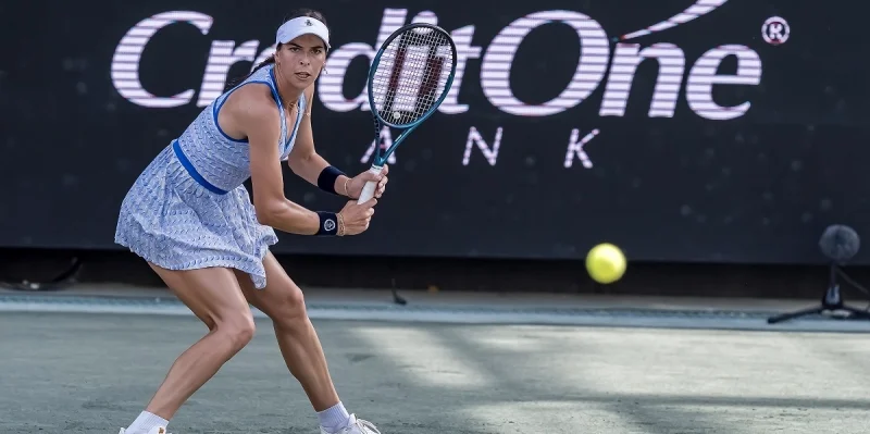 Сорана Кырстя – Айла Томлянович: прогноз и ставки на матч WTA Бад-Хомбург (21 июня 2025 года)