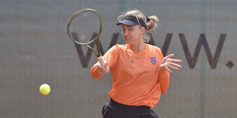 Мона Бартель - Маи Хонтама