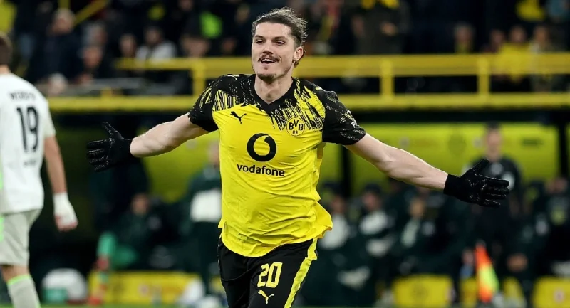 Боруссия Д - Санкт-Паули Боруссия Д - Санкт-Паули