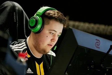 Team Vitality - Aurora Гейминг