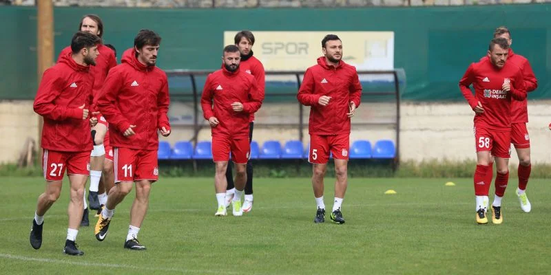«Сивасспор» - «Кардемир» «Сивасспор» - «Кардемир»