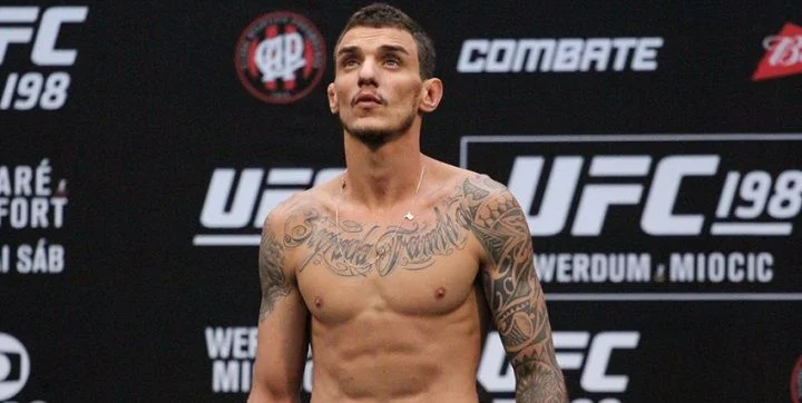 Кэлвин Каттар - Ренато Карнейро . Прогнозы и ставки на UFC (08.04.2018) Кэлвин Каттар - Ренато Карнейро . Прогнозы и ставки на UFC (08.04.2018)