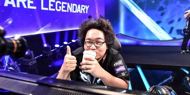 Flash Wolves - G-Rex. Прогнозы и ставки на League of Legends (22.04.2018) Flash Wolves - G-Rex. Прогнозы и ставки на League of Legends (22.04.2018)
