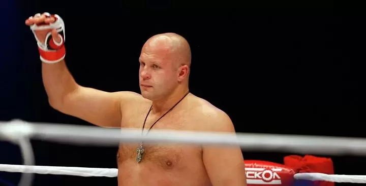 Фёдор Емельяненко - Фрэнк Мир. Прогнозы и ставки на Bellator (29.04.2018) Фёдор Емельяненко - Фрэнк Мир. Прогнозы и ставки на Bellator (29.04.2018)