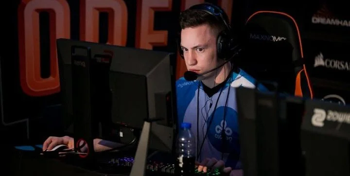 Cloud9 - Fnatic. Прогноз и ставки на CS:GO (09.06.2018) Cloud9 - Fnatic. Прогноз и ставки на CS:GO (09.06.2018)