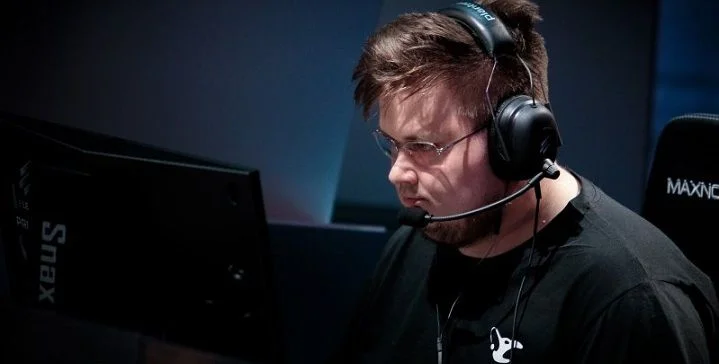 MOUZ - Gambit MOUZ - Gambit