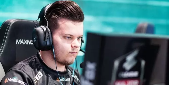 Gambit - Hellraisers. Прогноз на CS:GO (30.08.2018) Gambit - Hellraisers. Прогноз на CS:GO (30.08.2018)