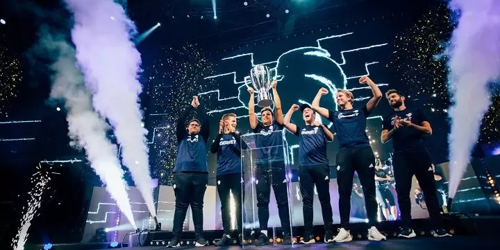 North - Hellraisers. Прогноз на CS:GO (05.09.2018) North - Hellraisers. Прогноз на CS:GO (05.09.2018)