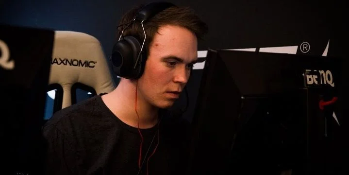 North - Rogue. Прогноз на CS:GO (08.09.2018) North - Rogue. Прогноз на CS:GO (08.09.2018)