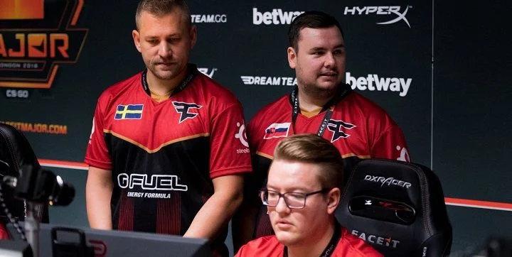 FaZe Clan - Mousesports. Прогноз на CS:GO (14.09.2018) FaZe Clan - Mousesports. Прогноз на CS:GO (14.09.2018)