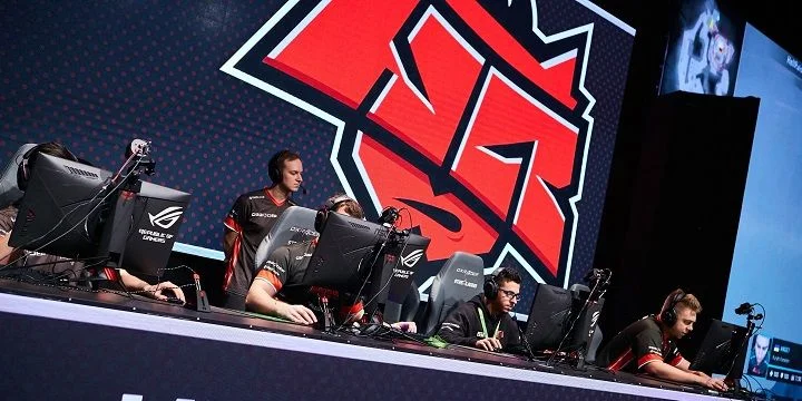 BIG - HellRaisers BIG - HellRaisers