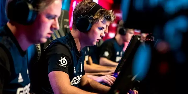 Natus Vincere - North. Прогноз на CS:GO (18.10.2018) Natus Vincere - North. Прогноз на CS:GO (18.10.2018)