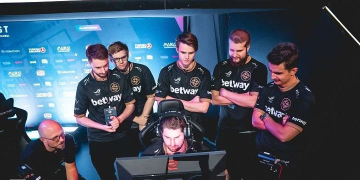 NIP - FaZe Clan. Прогноз на CS:GO (27.10.2018) NIP - FaZe Clan. Прогноз на CS:GO (27.10.2018)