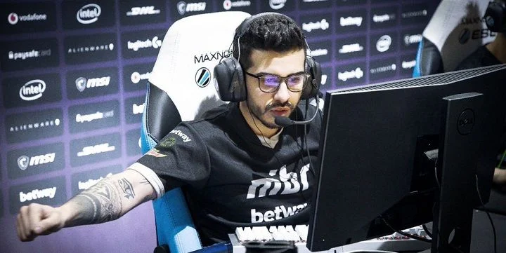 MiBR - Astralis. Прогноз на CS:GO (02.11.2018) MiBR - Astralis. Прогноз на CS:GO (02.11.2018)