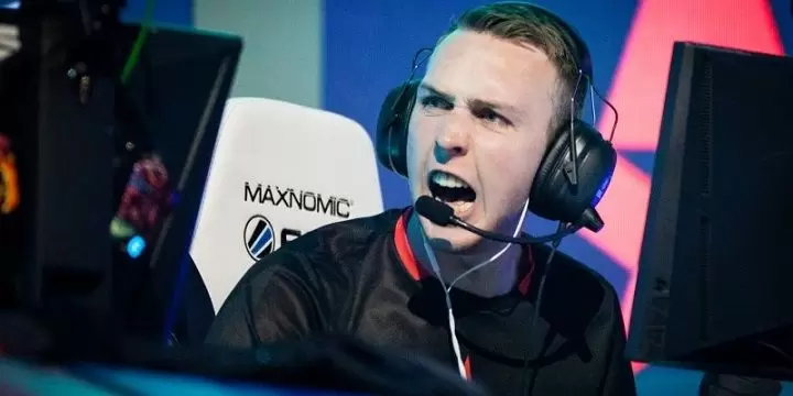Natus Vincere - Astralis. Прогноз на CS:GO (03.11.2018) Natus Vincere - Astralis. Прогноз на CS:GO (03.11.2018)